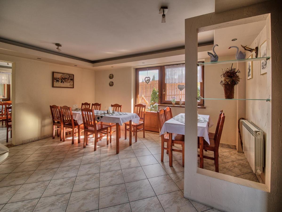 Knieja Bed & Breakfast *