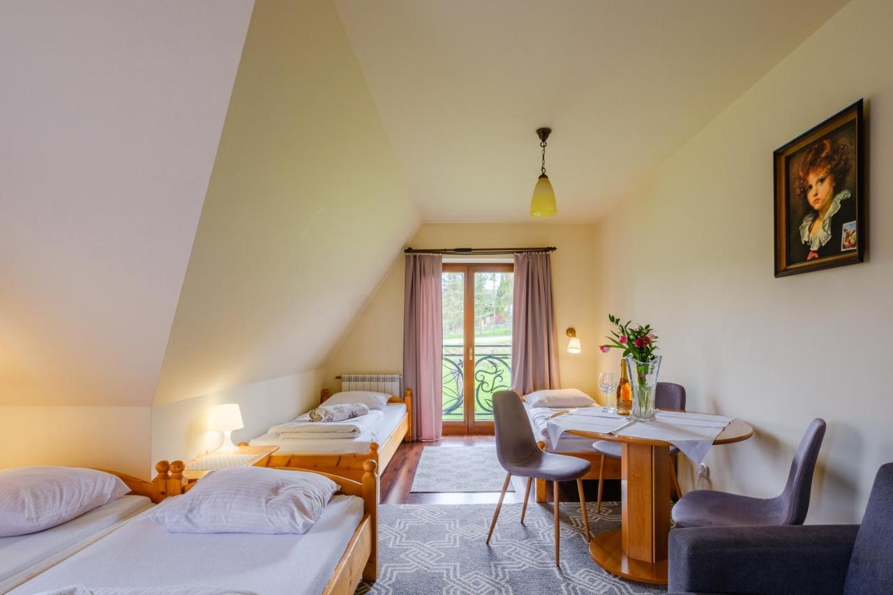 Knieja Bed & Breakfast *